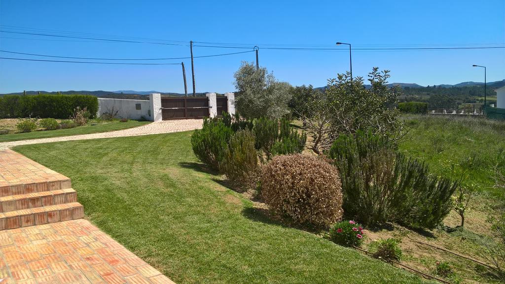 Monte Da Sapaleira Guest House อัลเจซูร์ ภายนอก รูปภาพ